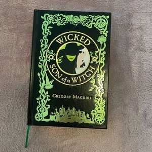 Wicked/Son of a Witch Gregory Maguire Barnes and Noble Collectable Edition